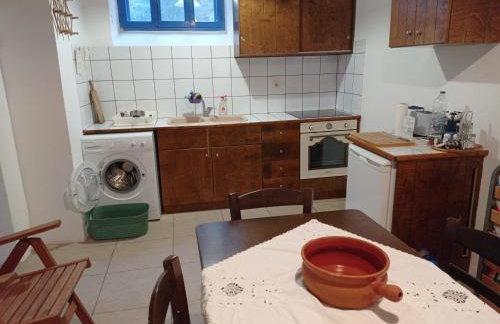 quiet stone house in Nisyros - Photo 14