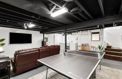 New! Cozy Mid Century Modern Oasis 3bd Home - Foto 18