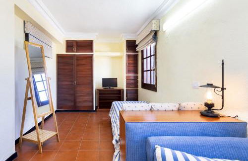 Home2Book Villa with Private Pool BBQ Sea Views - Foto 46