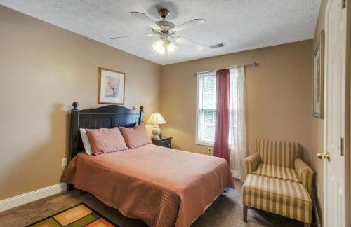 Atlanta Retreat with 2-Car Garage, Fenced Yard home - Foto 18