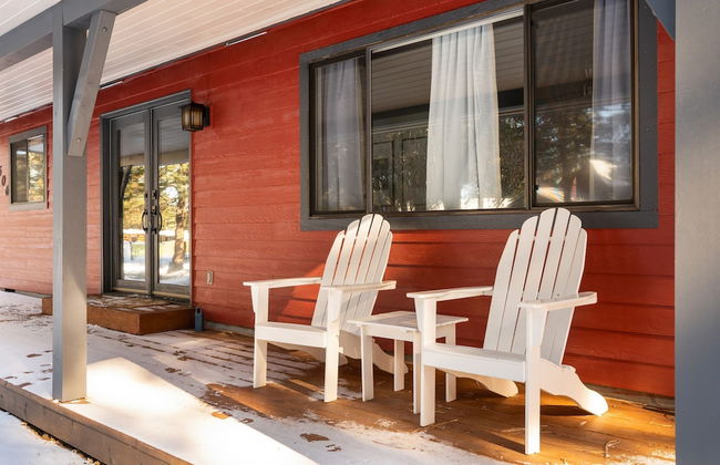 Quiet River Bend Cabin by Avantstay 35 Mins to Mt Bachelor 10 Mins to Town Centre Hot Tub - Foto 2