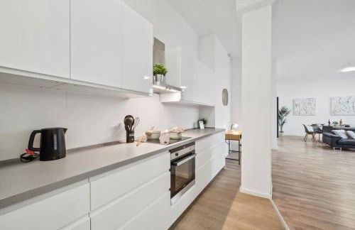 Yello Homes - Loft - Airport & Messe 6 Betten & Wifi - Foto 16