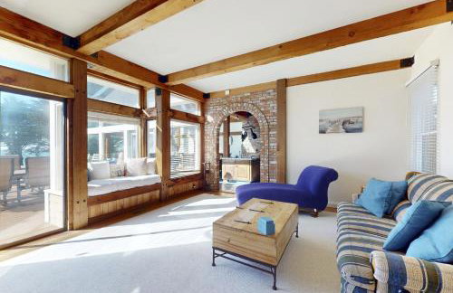 Large Oceanfront Bluff Home - Hot Tub Kids Room - Foto 7