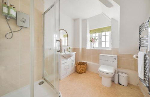 Live the coastal cottage dream in Dorset AONB - Photo 12