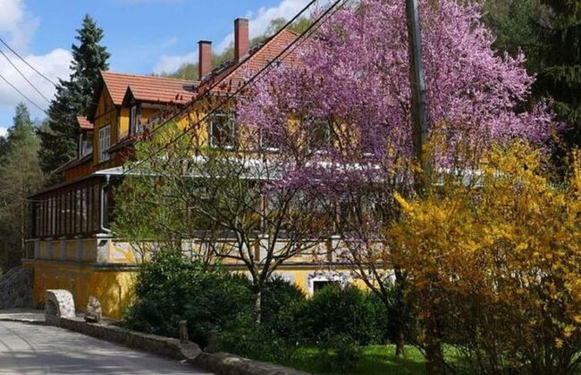 Exclusive Apartment in an art Nouveau Villa - Foto 25