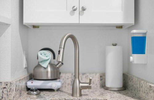 King Bed Theme Park Hotel Free Shuttle Included - Foto 25