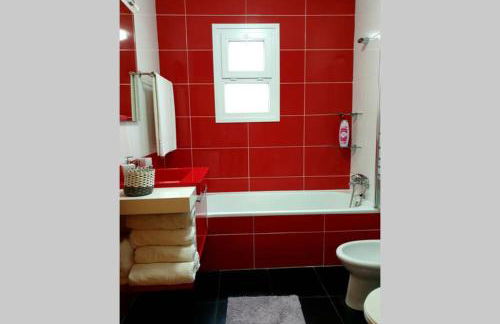 Hill & Sea House - Photo 20