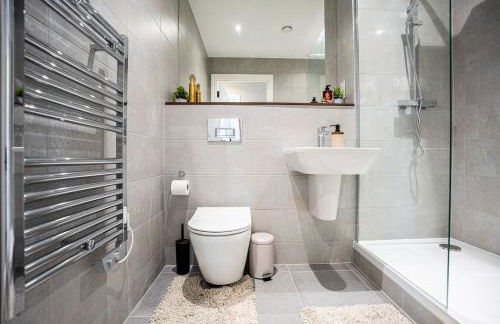 Luxury 3BR Apartment - City Centre - Sleeps 10 - Foto 17