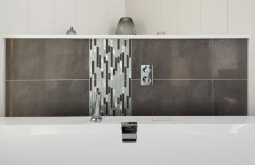 Charterhouse, Strawberryfield Park - Photo 22