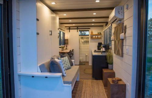 Stillwater House Elegant tiny container home Near Magnolia - Foto 3