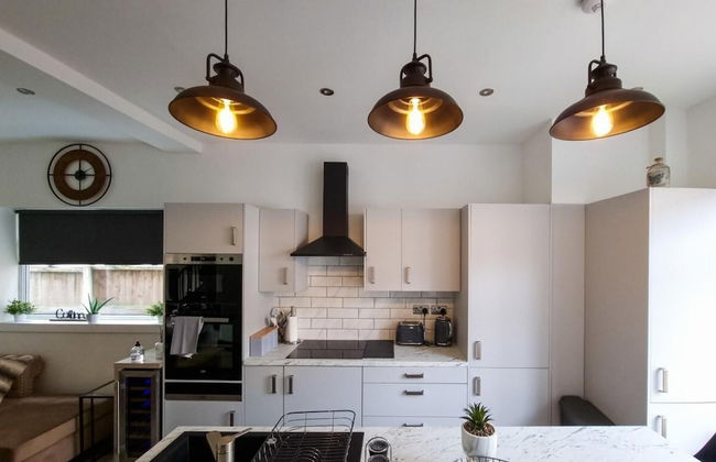 Stylish King Bed Suite Free Parking Large Patio - Foto 18