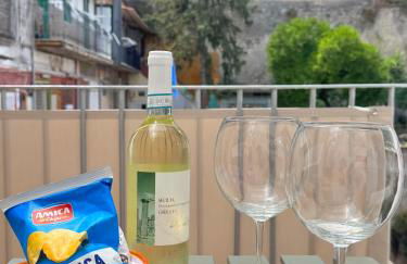 Casa Borghesia, luminosa nel cuore autentico di Napoli - Sanità - Foto 24