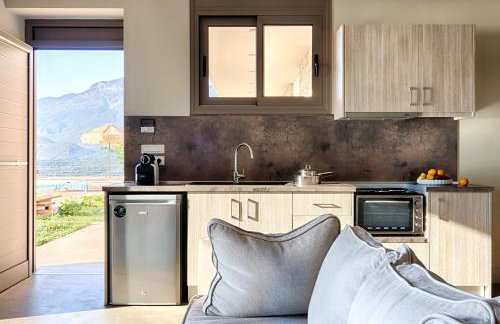 Euphoria Suites - Photo 16