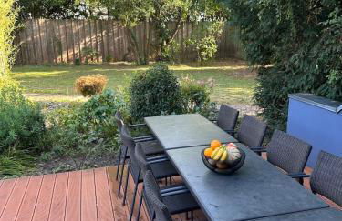 Design-Ferienhaus mit Garten, Kino & 5 Schlafzimmern - Foto 21