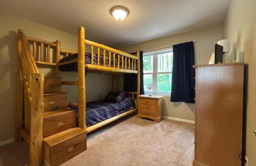 Our Lady's Lodge - Photo 4