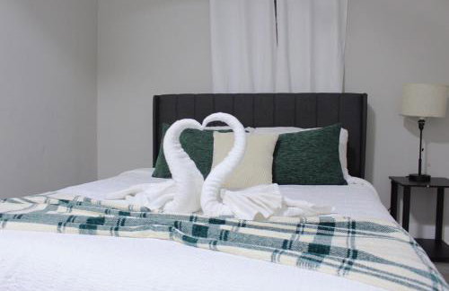 2 bdrm Modern & Hip Apt with Private Patio - Foto 9