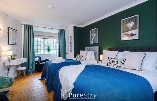 Stylish 4 Bedroom Home in Port Sunlight with 7 Beds Perfect for Business Bookings and Groups - Foto 9