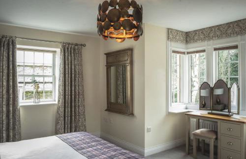 The Saddle Room - Photo 40