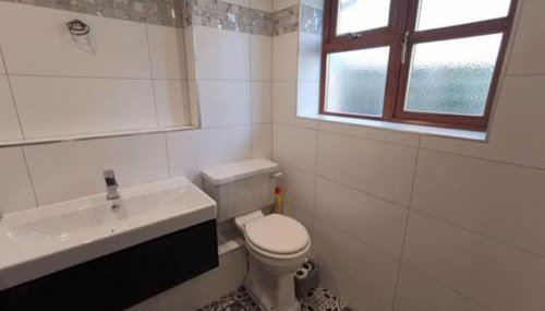 Gorgeous 3/4 bedroom bungalow - Foto 4