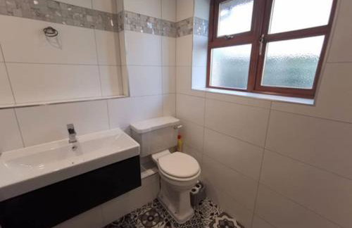 Gorgeous 3/4 bedroom bungalow - Foto 4