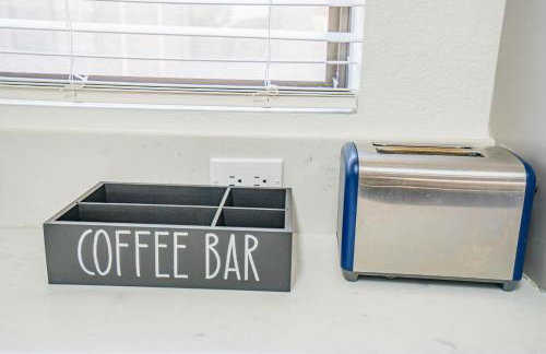 Trendy 1BD Walk to Westgate Pool Gym WD - Foto 29