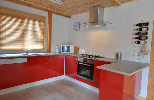 Woodlands Cottage with Hot Tub - Foto 9