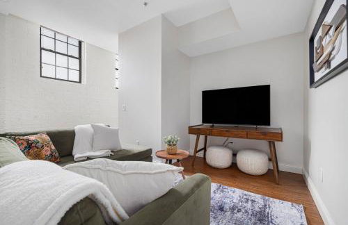 New Downtown JC Loft! - Foto 8