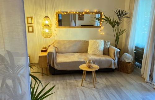 Beachfront, Sea views, Terrace and Parking! - Foto 13