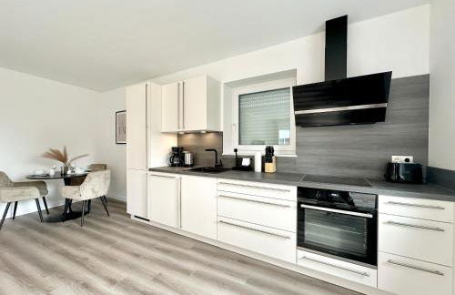 LIVA Stays - Henstedt Ulzburg - Nähe Hamburg & Flughafen - Nähe Bahnhof - Terrasse - Smart-TV - Foto 51