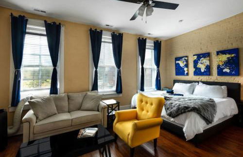 Stay on Main 319 N Main - Foto 1