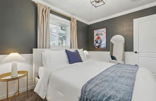 Projector Nights And Park Delights Designer Reno - Photo 15