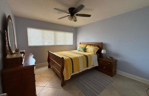 Treasure Island Beach, FL Waterfront Condo Located Steps away from the Intracoastal Waterway - Photo 14