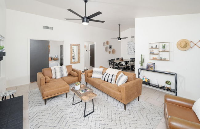 Peoria Oasis on Golf Course Pool Putting Green - Foto 11