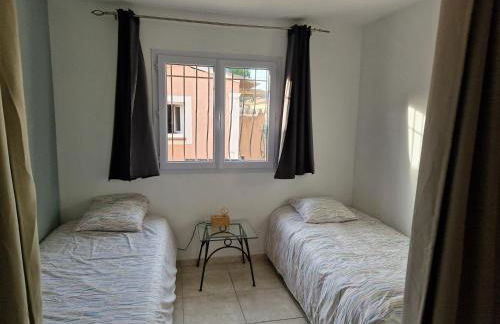 Villa Notre dame plain pied avec piscine privée 8 personnes - Foto 9