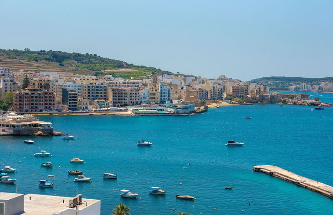 Islet Seafront Penthouse with Hot tub - Foto 51