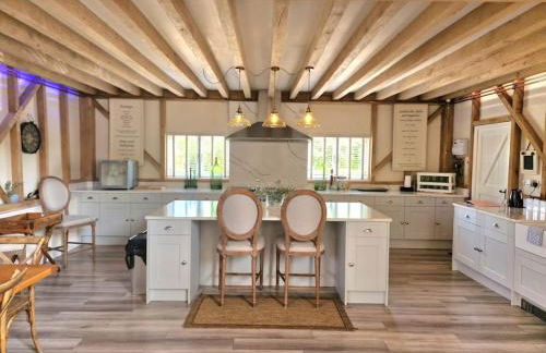 The Dairy Cottage with hot tub & pizza oven - Photo 45