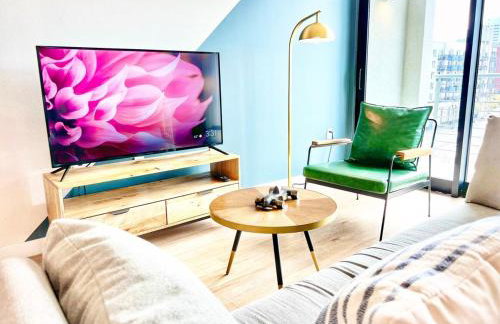 City View Apartment in Downtown! - Foto 9