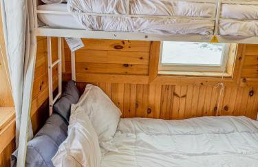 Pine and Paddle Cottage on Black Lake - Foto 10