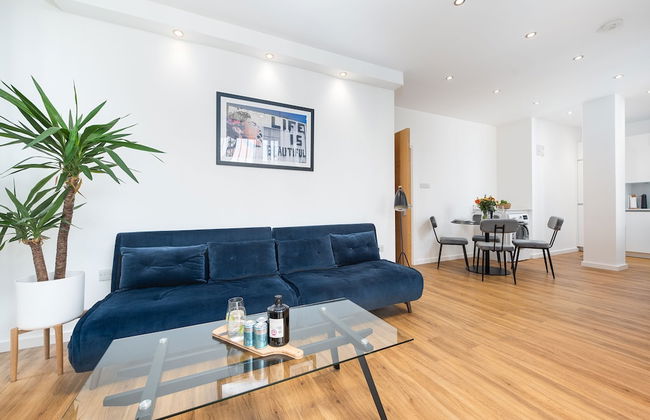 Modern Kingston Home Close to Hampton Court Palace by Underthedoormat - Foto 19