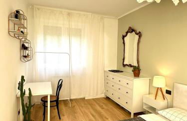 Southern Milan M1 Red line metro 20 min to city center - Foto 16