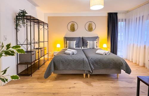 MOIN Apartments - Privater Parkplatz & Balkon, WiFi und TV - Foto 5