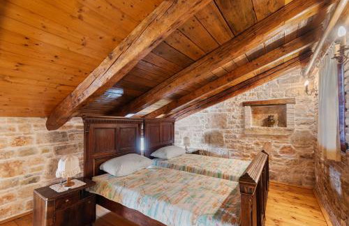 Casa Vecchia - Photo 1