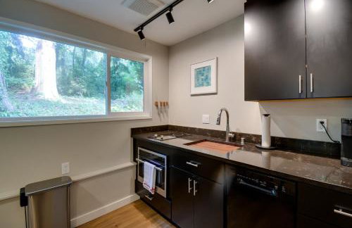 Walk to Beach and Village Bainbridge Island Gem! - Foto 14