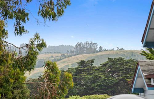 Montara Penthouse Elevated Comfort Above Downtown Half Moon Bay - Foto 2