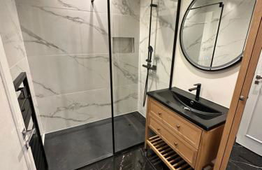 L'Azur - Apt de Standing - Piscine - Parking - Foto 18