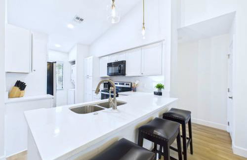 Stunning Hacienda at La Cita Country Club - Photo 12