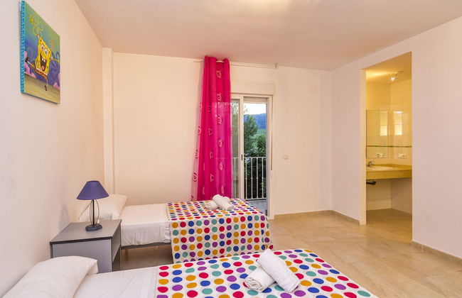 Apartamentos Turisticos Zahazar - Photo 4