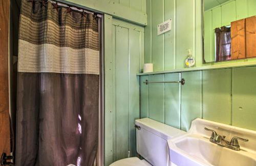 Lake Retreat with Dock, Deck and BBQ, BYO Boat! - Foto 12