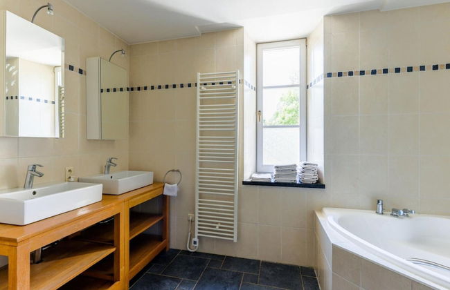 Castle Apartment in Aywaille Near River Ambleve - Photo 10