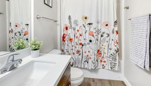 Dwntwn 1BR Haven - Hot Tub! - Foto 5